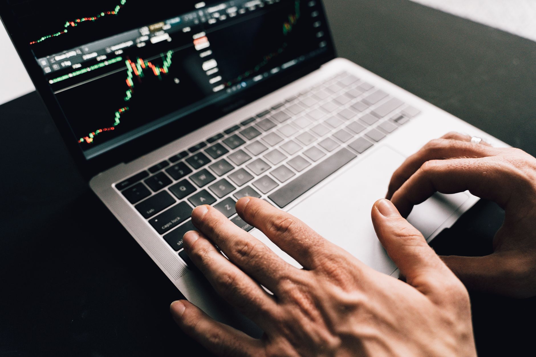 Navigating the stock market as a novice investor
