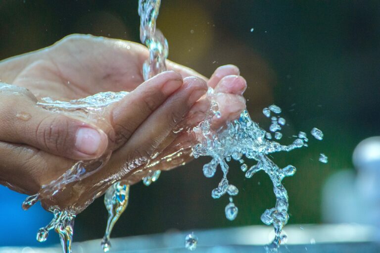 Water Levels Plummet: Americans Face Unknown Threat to Mental Health as Stress Soars Beyond Control