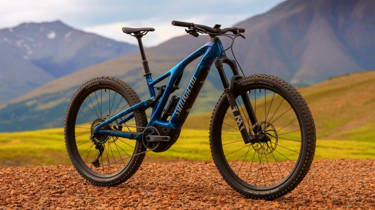 This $20K Bike Reveals Shocking Truth About Overpriced Tech: Why It’s More Expensive Than Your Car! Illustration of the Specialized S-Works Turbo Levo 4 LTD electric mountain bike.